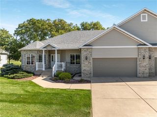 4244 Mill Ridge Circle, Eau Claire, WI 54703