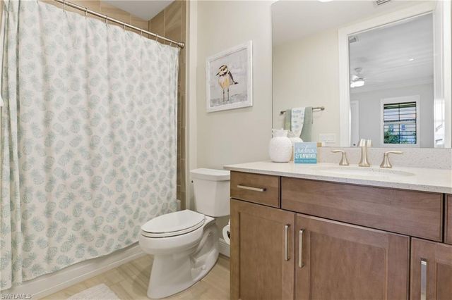 16378 Viansa WAY 202, Naples, FL 34110