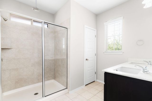 9517 Hunter LN, Austin, TX 78748