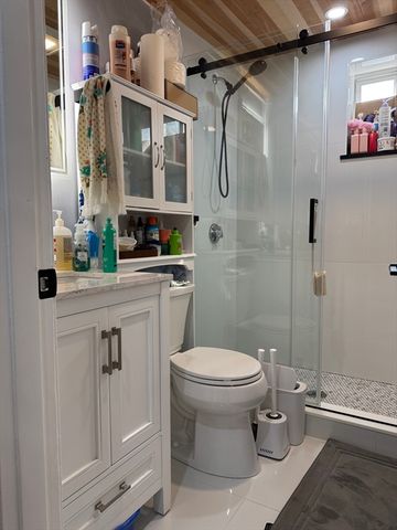 12 Woodland St 22, Everett, MA 02149