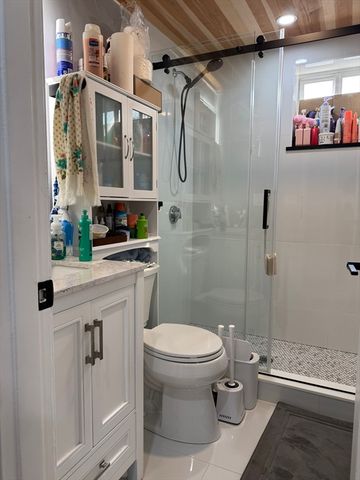 12 Woodland St 22, Everett, MA 02149