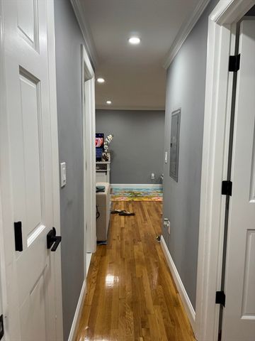 12 Woodland St 22, Everett, MA 02149