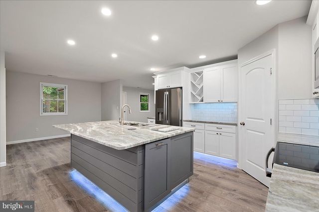 152 CAMELOT CIR, Berlin, MD 21811