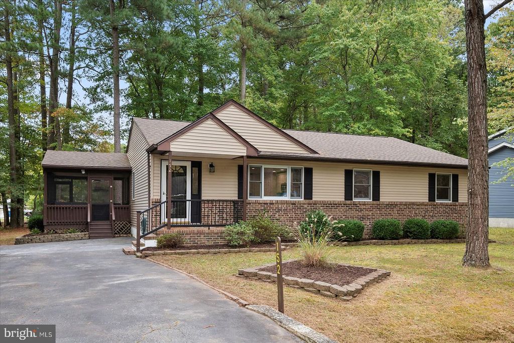 152 CAMELOT CIR, Berlin, MD 21811