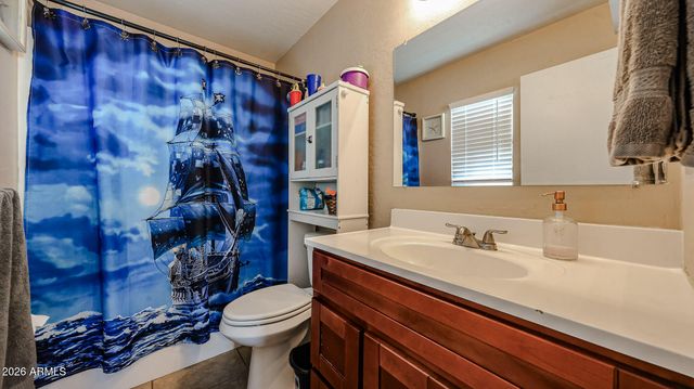 6058 W PUEBLO Avenue, Phoenix, AZ 85043