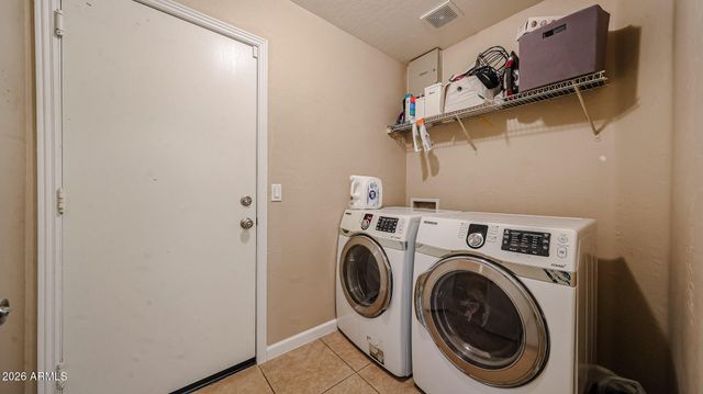 6058 W PUEBLO Avenue, Phoenix, AZ 85043