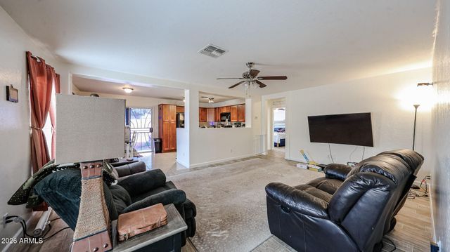 6058 W PUEBLO Avenue, Phoenix, AZ 85043