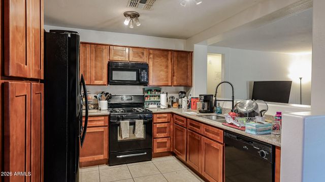 6058 W PUEBLO Avenue, Phoenix, AZ 85043