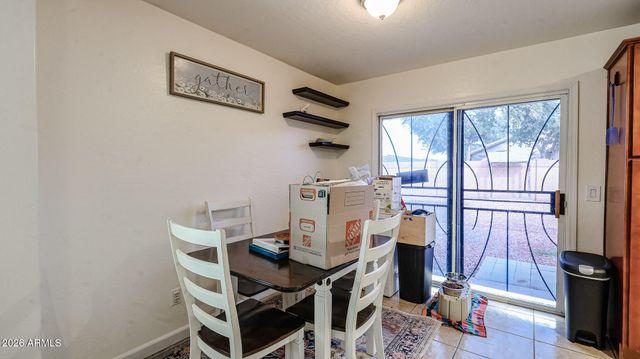 6058 W PUEBLO Avenue, Phoenix, AZ 85043