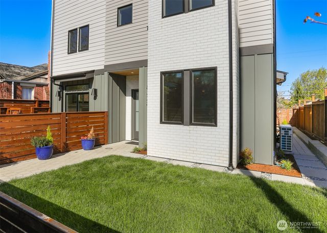 8328 24th Avenue NW, Seattle, WA 98117
