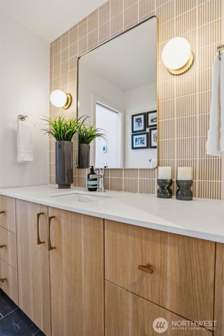 8328 24th Avenue NW, Seattle, WA 98117