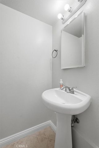 600 W Lambert Road 48, La Habra, CA 90631