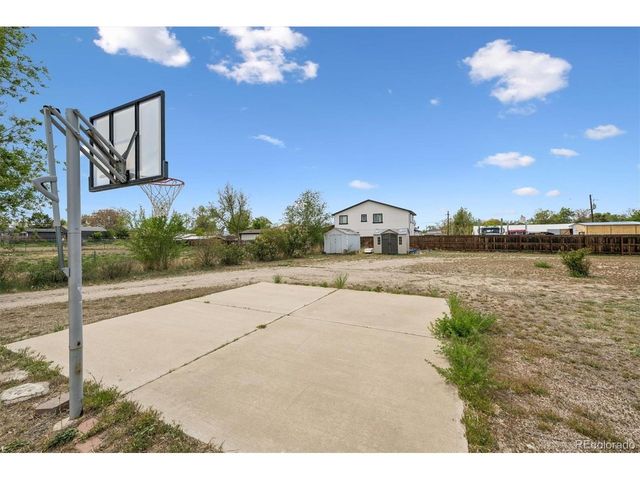 6137 Kearney St, Commerce City, CO 80022