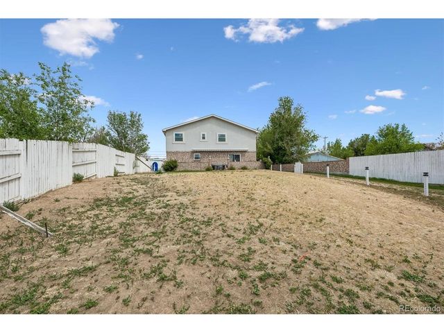 6137 Kearney St, Commerce City, CO 80022
