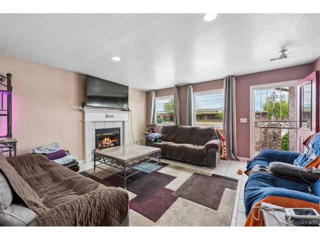 6137 Kearney St, Commerce City, CO 80022