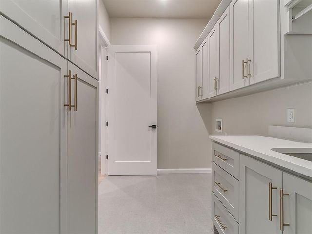 16413 Burgundy West Drive, Edmond, OK 73013