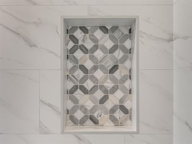 16413 Burgundy West Drive, Edmond, OK 73013