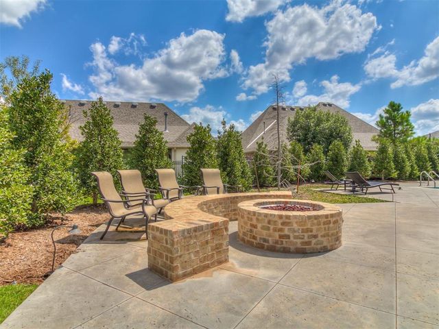 16413 Burgundy West Drive, Edmond, OK 73013