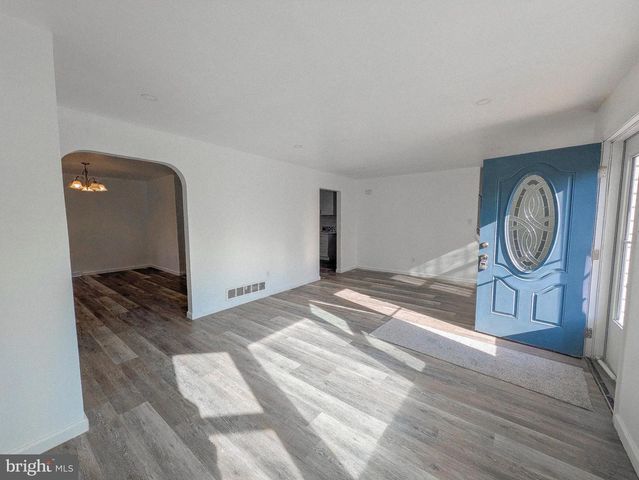 1822 OSBOURNE AVE, Willow Grove, PA 19090