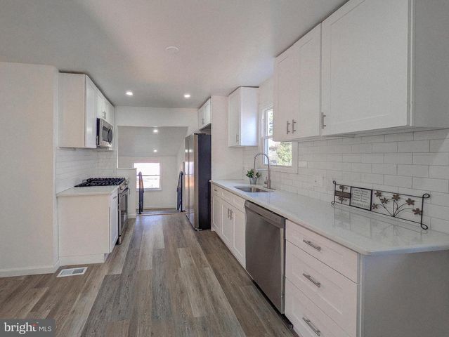 1822 OSBOURNE AVE, Willow Grove, PA 19090