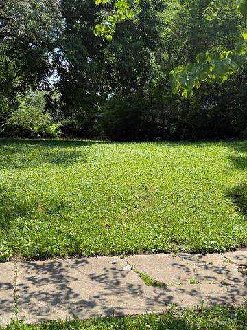 1965 Kinney Avenue, Cincinnati, OH 45207