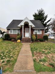 384 Madeline Avenue, Garfield, NJ 07026