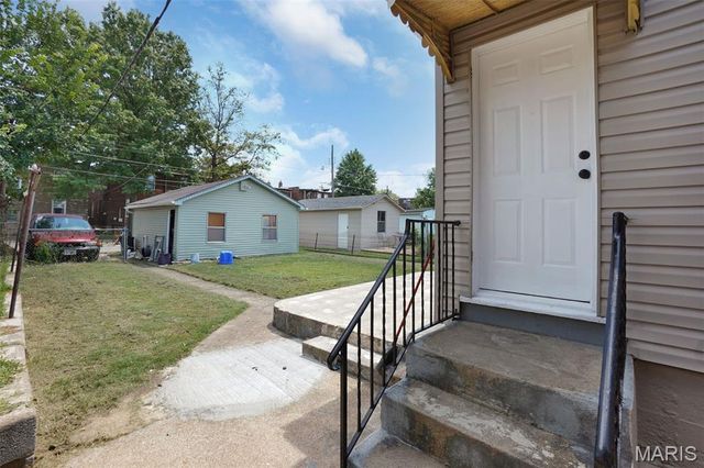 5420 Bates Street, St Louis, MO 63116