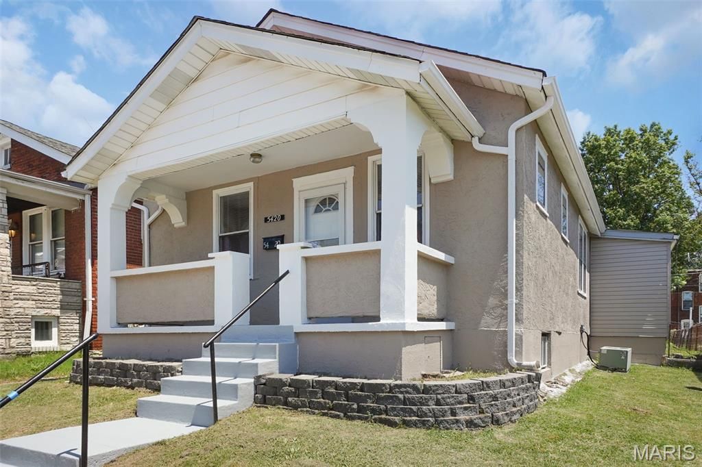 5420 Bates Street, St Louis, MO 63116