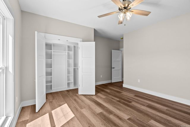 122 Republican Loop, Greenbrier, AR 72058