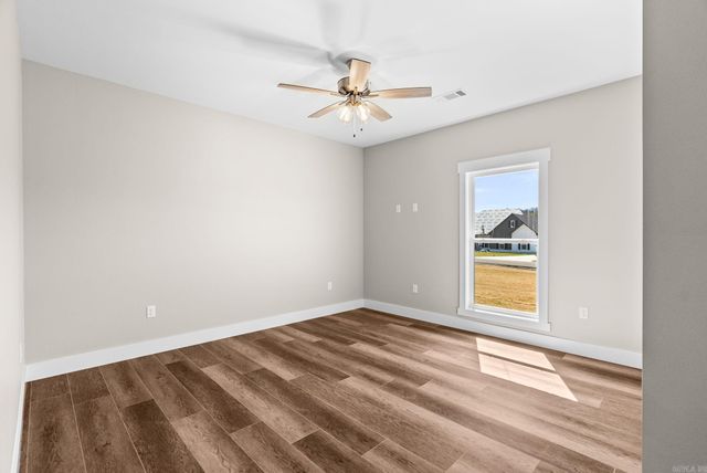 122 Republican Loop, Greenbrier, AR 72058