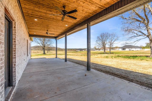 122 Republican Loop, Greenbrier, AR 72058