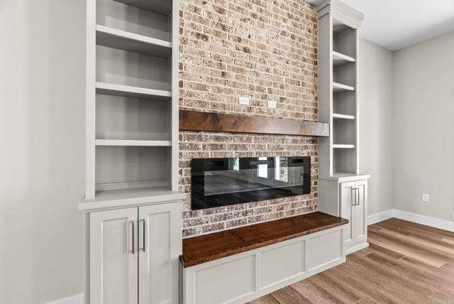 122 Republican Loop, Greenbrier, AR 72058