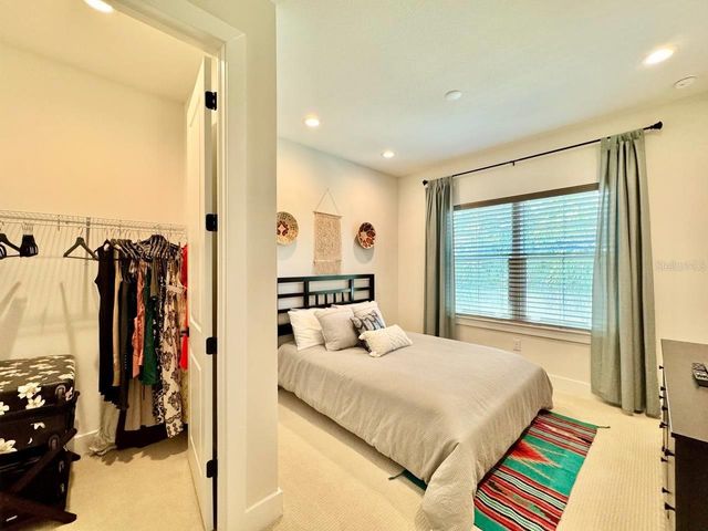 3722 W MANGO AVENUE 6, Tampa, FL 33611