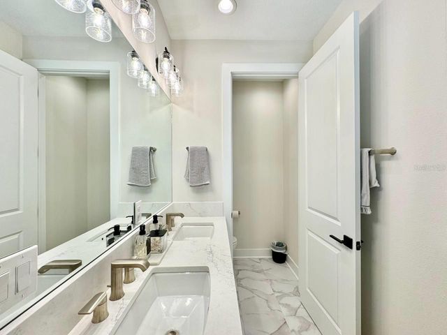 3722 W MANGO AVENUE 6, Tampa, FL 33611