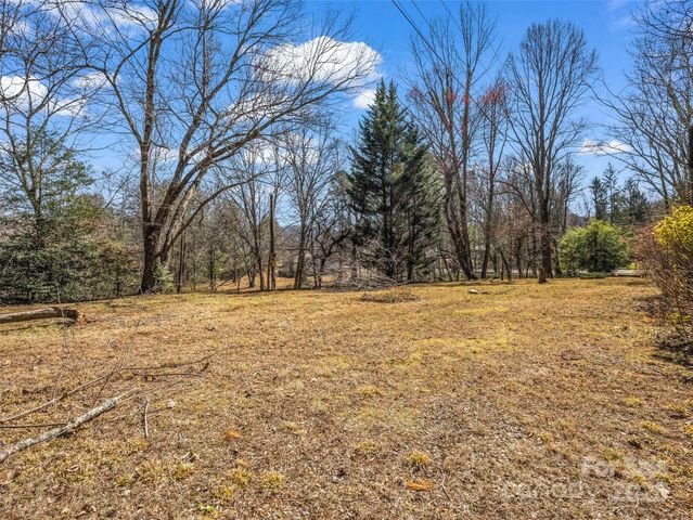 156 Warren Wilson Road, Swannanoa, NC 28778