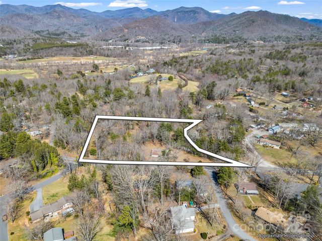 156 Warren Wilson Road, Swannanoa, NC 28778