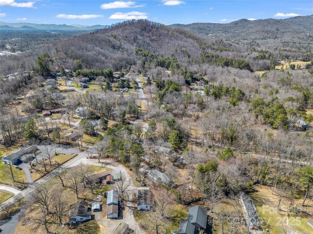 156 Warren Wilson Road, Swannanoa, NC 28778