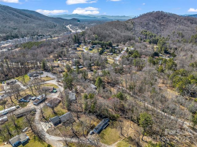 156 Warren Wilson Road, Swannanoa, NC 28778