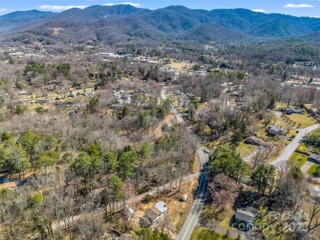 156 Warren Wilson Road, Swannanoa, NC 28778