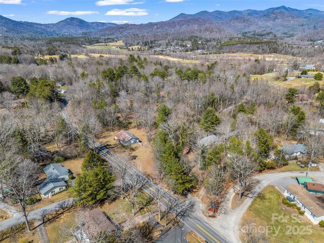 156 Warren Wilson Road, Swannanoa, NC 28778