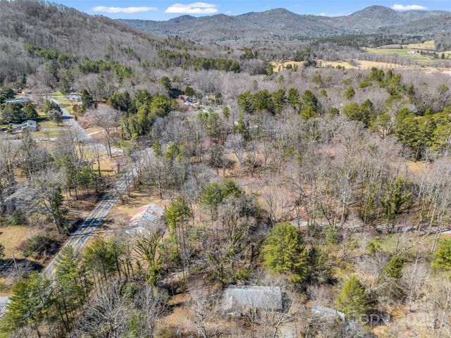 156 Warren Wilson Road, Swannanoa, NC 28778