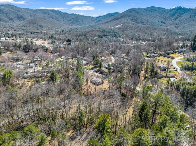 156 Warren Wilson Road, Swannanoa, NC 28778