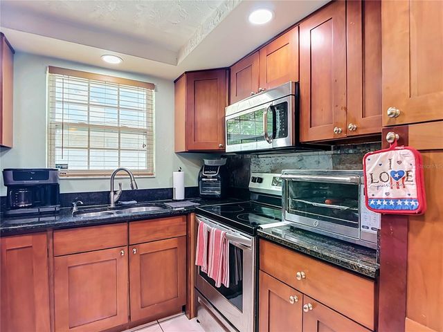 8944 LEDGESTONE LANE, Port Richey, FL 34668