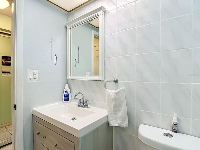 8944 LEDGESTONE LANE, Port Richey, FL 34668