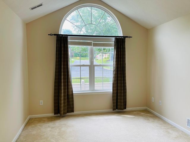 117 Colonial Woods Drive, Mount Vernon, OH 43050