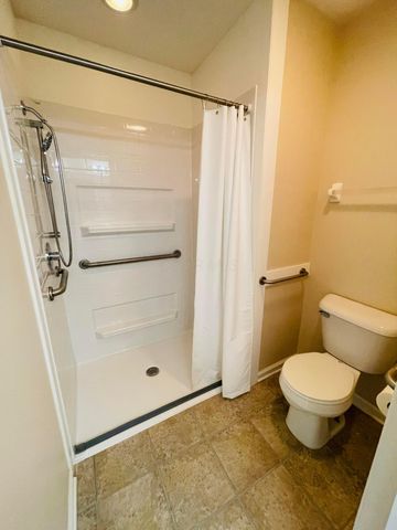 117 Colonial Woods Drive, Mount Vernon, OH 43050