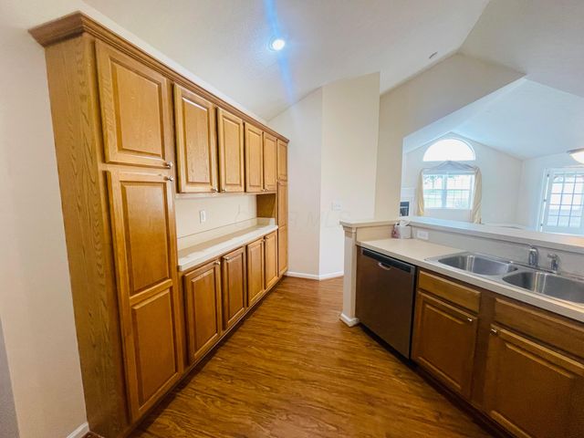 117 Colonial Woods Drive, Mount Vernon, OH 43050