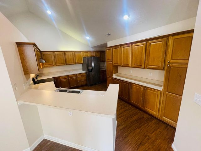 117 Colonial Woods Drive, Mount Vernon, OH 43050