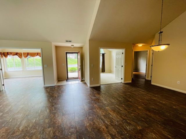 117 Colonial Woods Drive, Mount Vernon, OH 43050