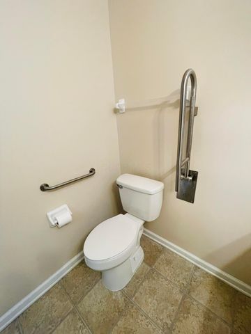 117 Colonial Woods Drive, Mount Vernon, OH 43050